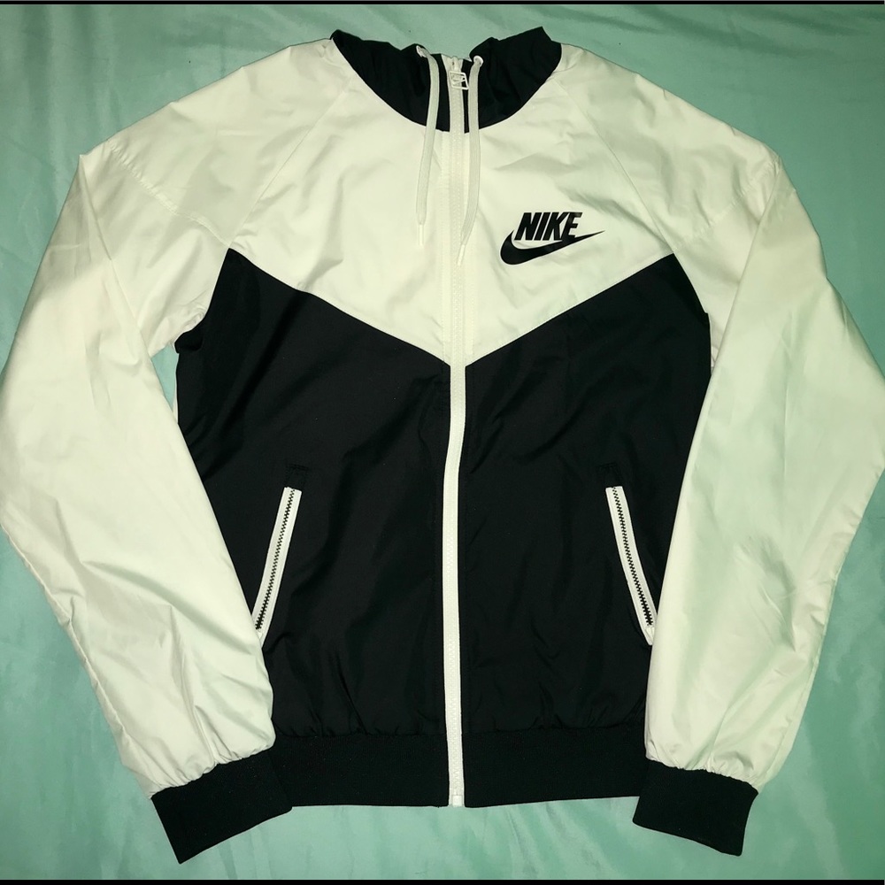 Nike windbreaker